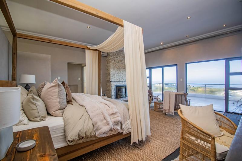 4 Bedroom Property for Sale in Pinnacle Point Golf Estate Western Cape